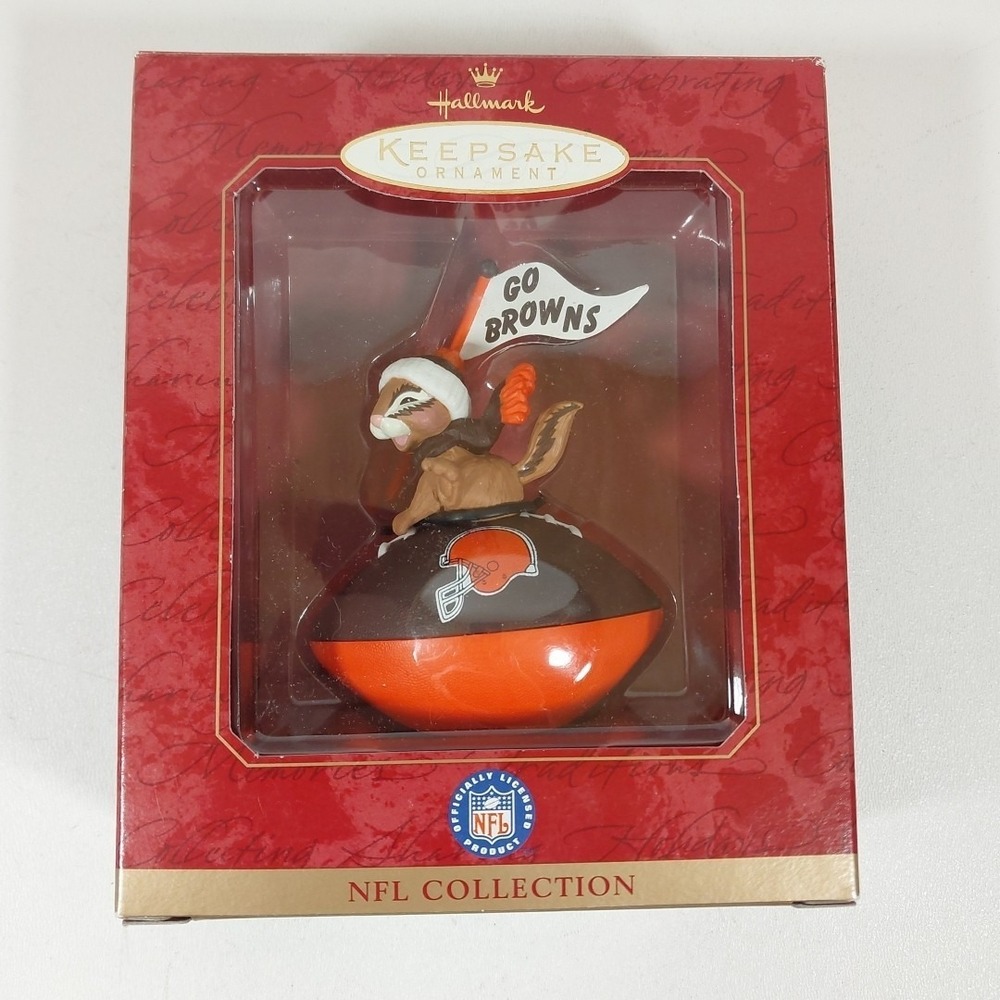 Hallmark Keepsake Ornament 1999 NFL Collection Go Browns Chipmunk‎ Football VTG